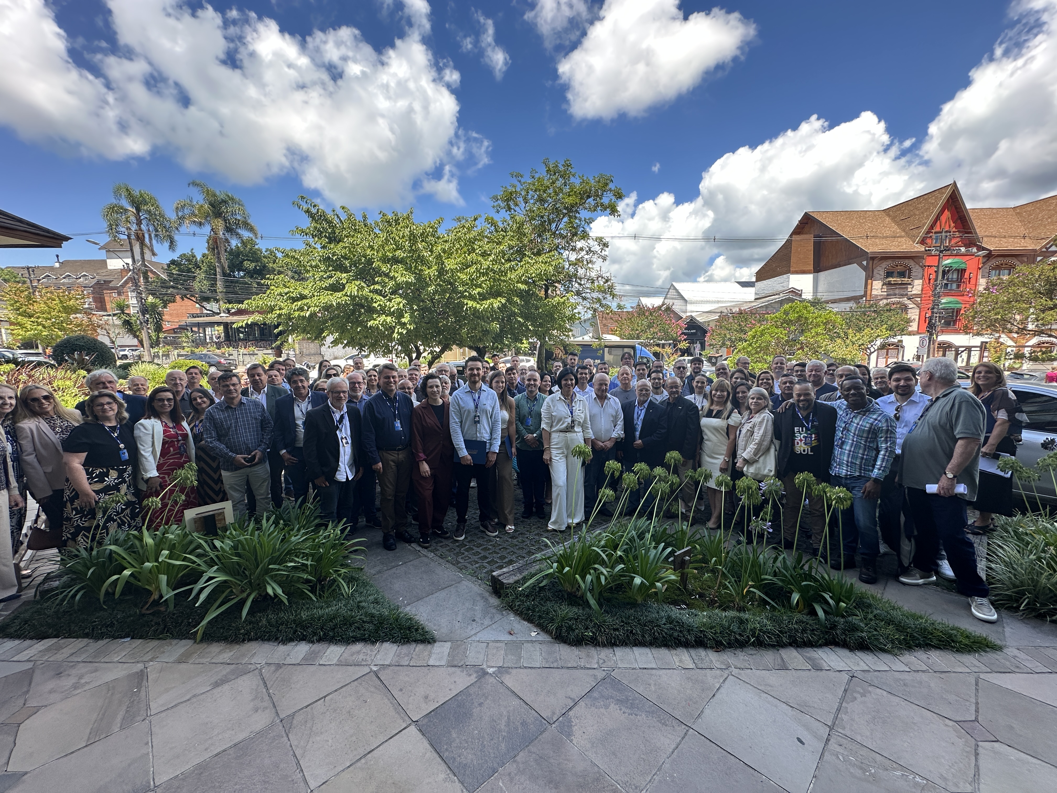 Ato de inagura&ccedil;&atilde;o reuniu v&aacute;rias lideran&ccedil;as